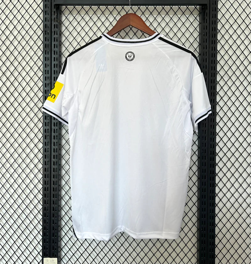 Maillot New Castle domicile 25/26