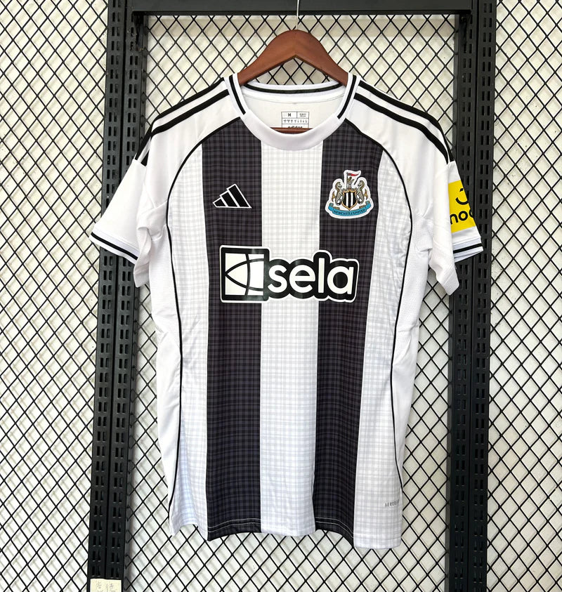Maillot New Castle domicile 25/26