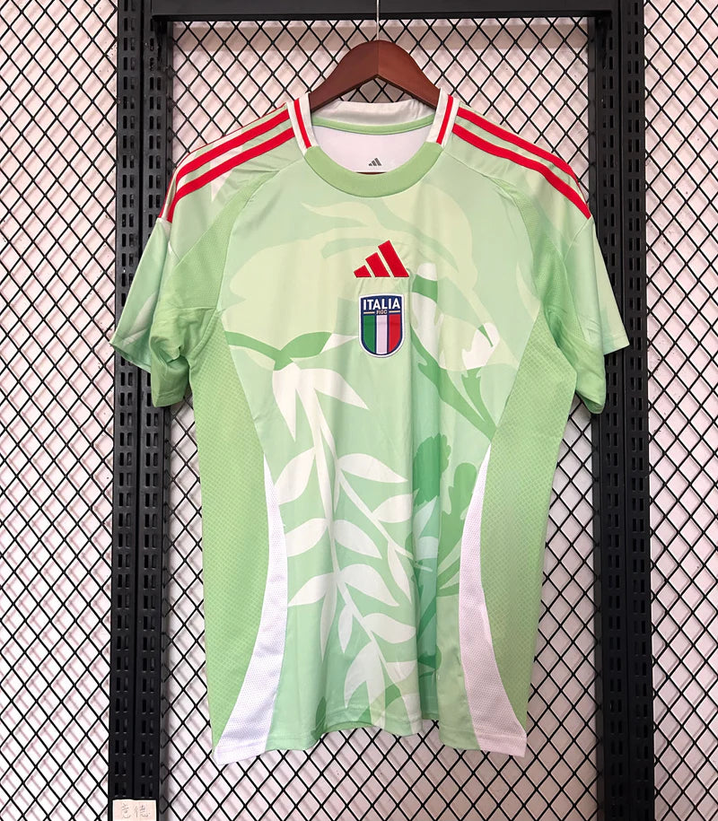 Italy 25/26 jersey