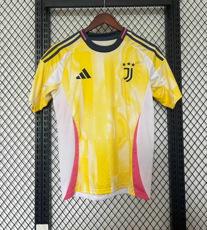 Juventus 24/25 away jersey
