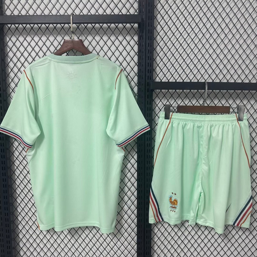 Ensemble France extérieur enfant 2026