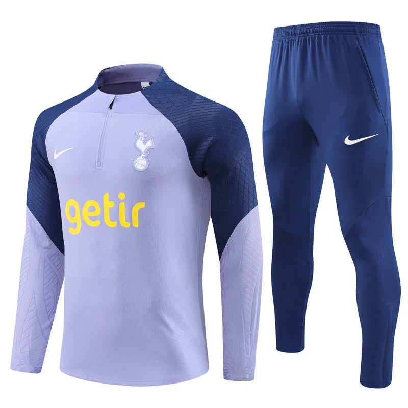 Ensemble Tottenham training