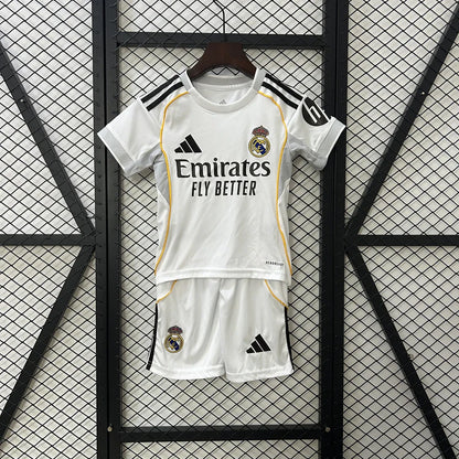 Ensemble Real Madrid 25/26 enfant