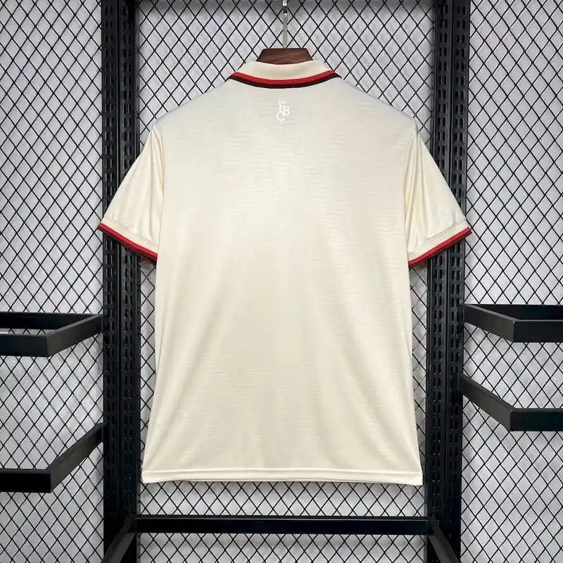 Bayern Munich 24/25 away jersey