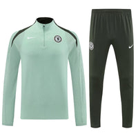 Ensemble Chelsea training
