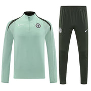 Ensemble Chelsea training