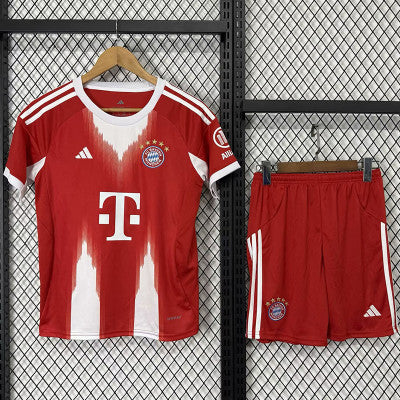 Ensemble Bayern Munich enfant 25/26