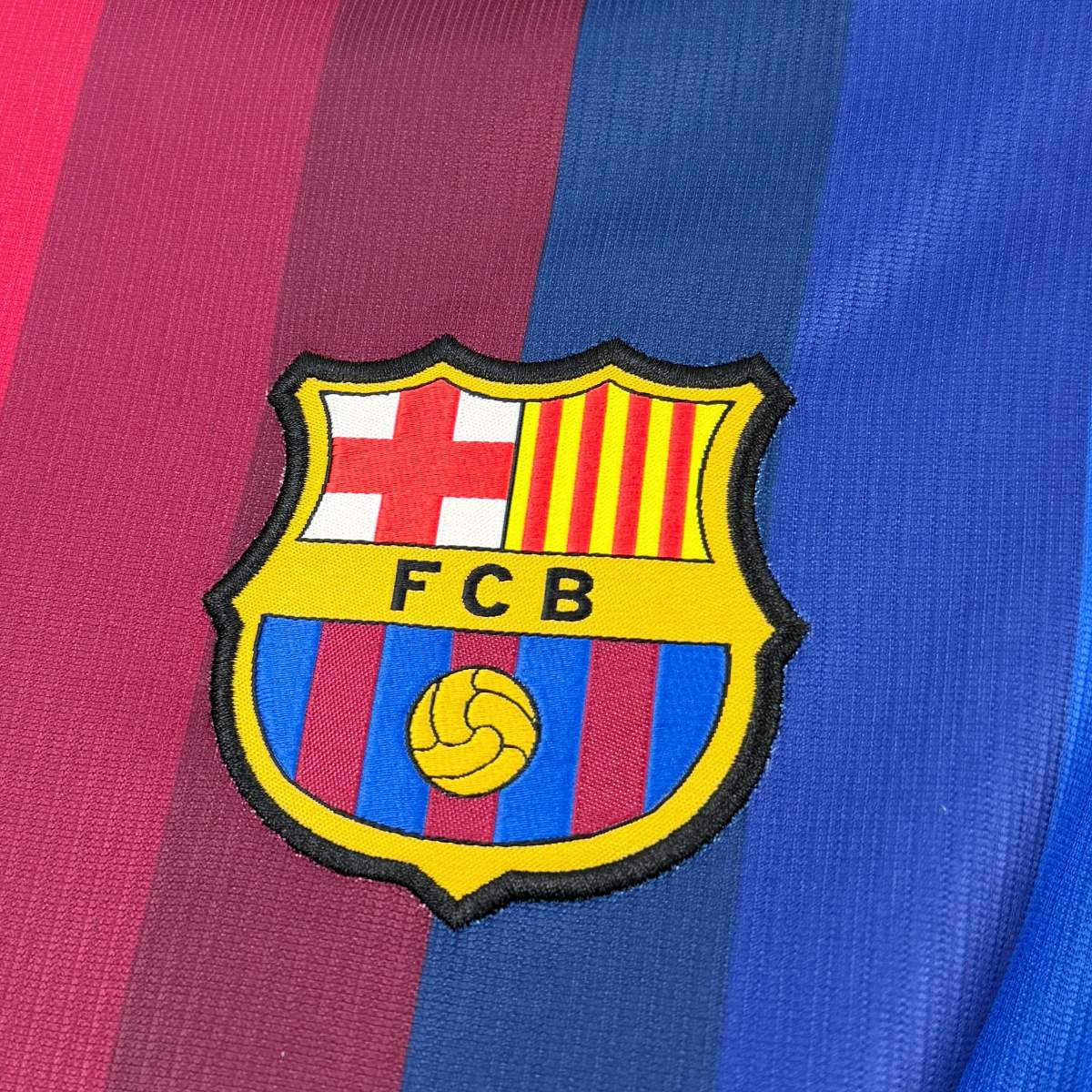 Maillot Barcelone domicile 26/27