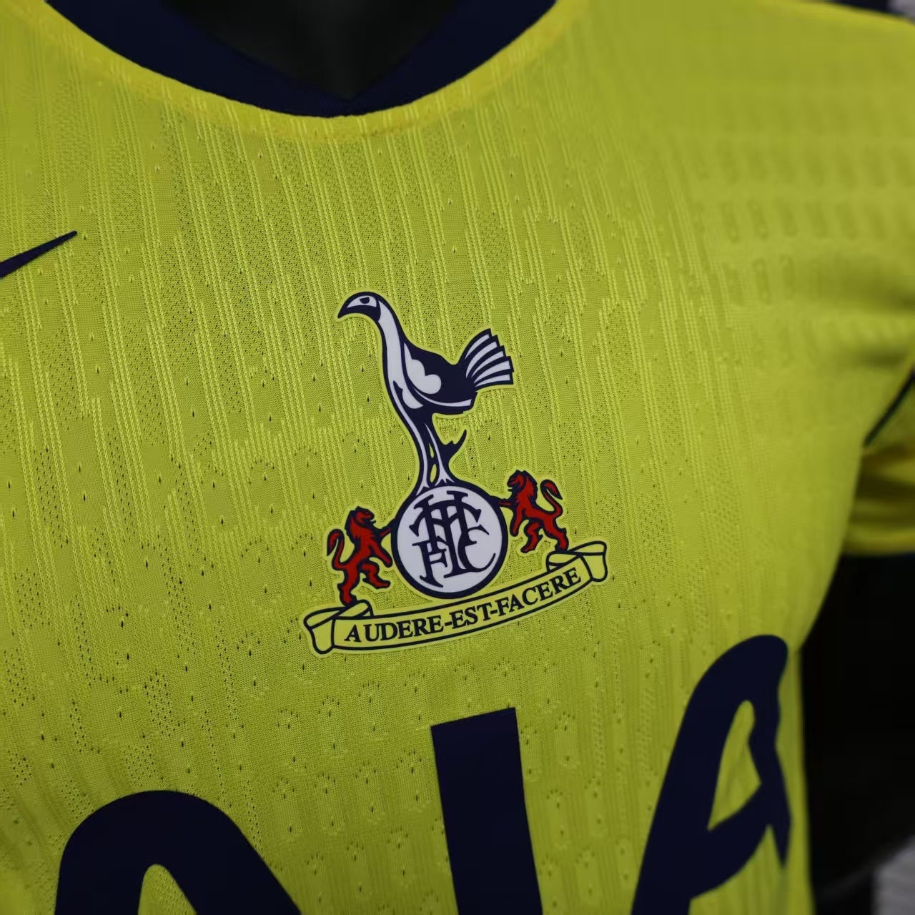Maillot player Tottenham third 25/26