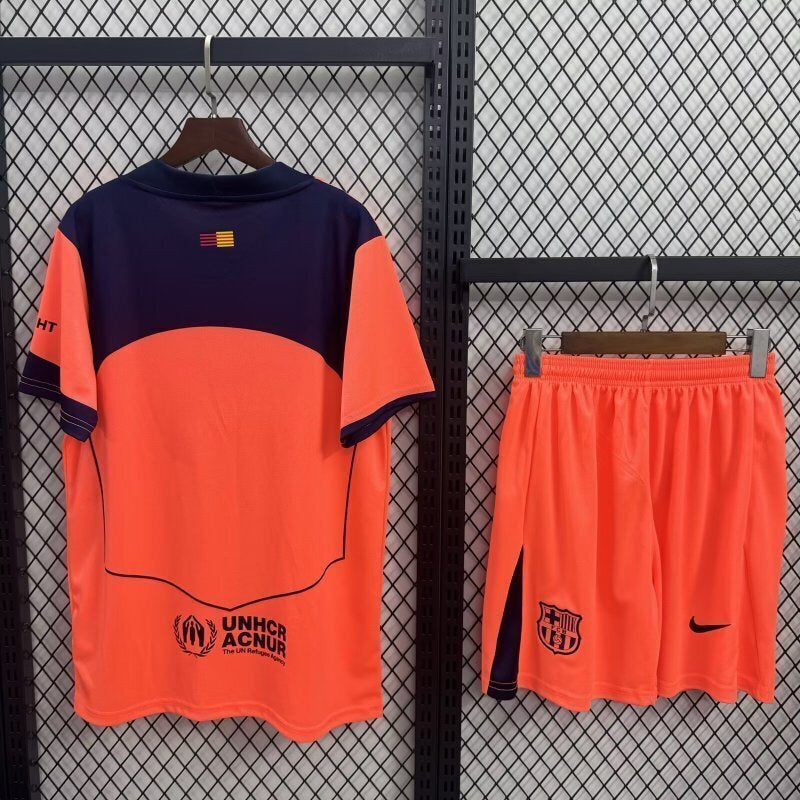 Ensemble Barcelone third enfant 25/26