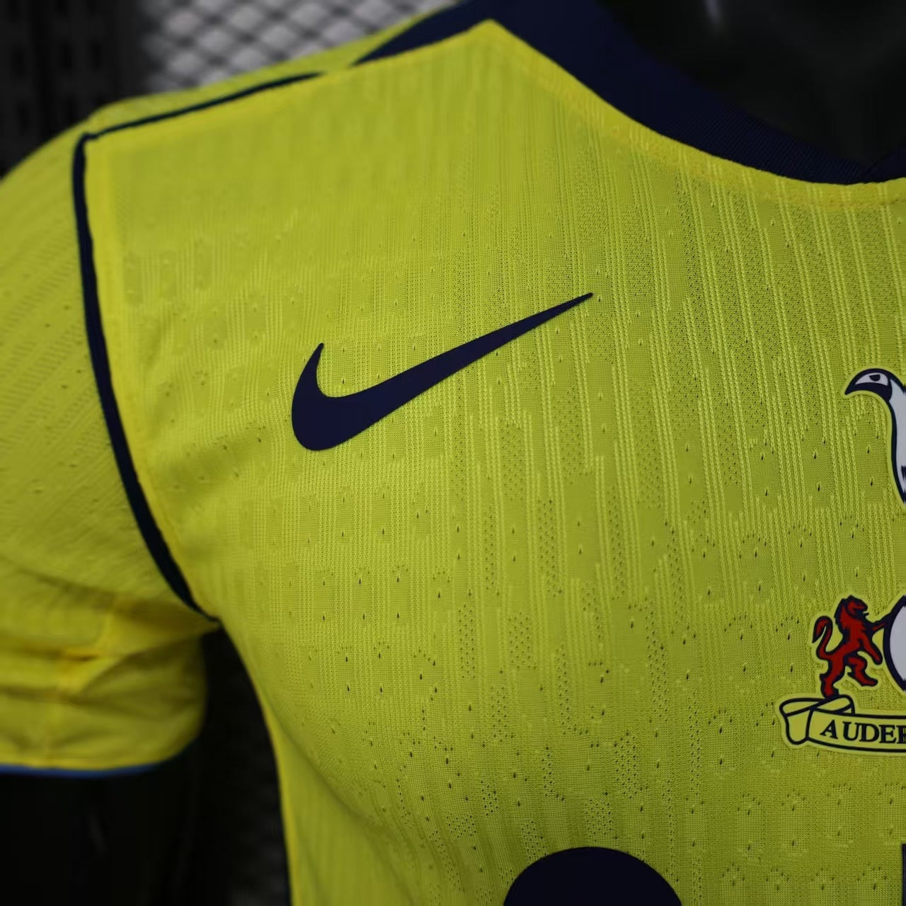Maillot player Tottenham third 25/26