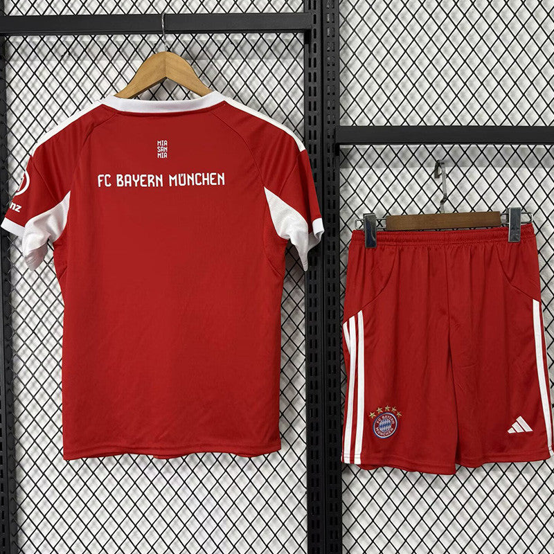 Maillot Bayern Munich Enfant 2025 2026 rétro Maillot Bayern Munich Enfant 2025 2026 rétro